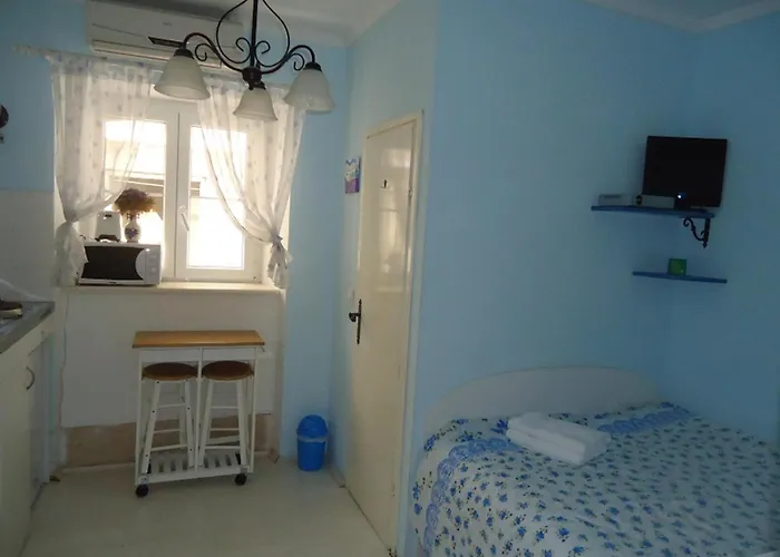 Dubrovnik Cozy Central Studio With Street View
